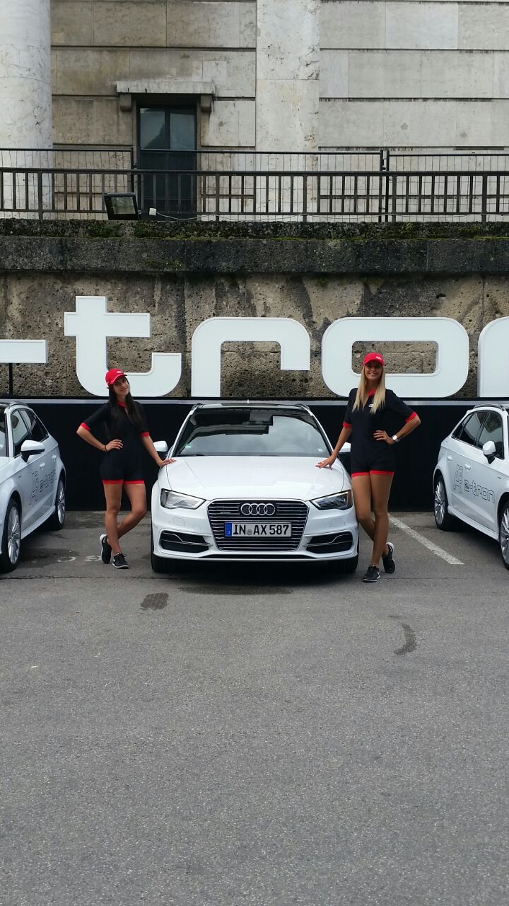 AUDI A3 e-tron ROADSHOW